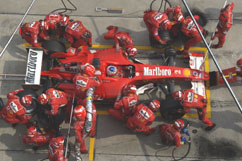 Rubinho at his box stop