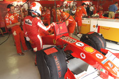 Rubinho enters his F2005