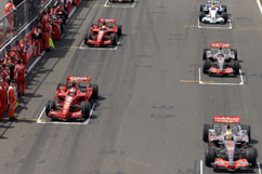 The Start - Ferrari on grid 2+4