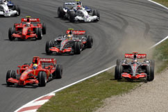 The Start - Alonso on the wrong lane