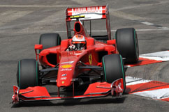 Kimi heavily cuts the kerbs