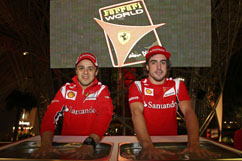 Felipe und Fernando in der Ferrari World