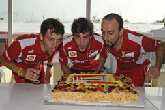 Fernando celebrating his 31st birthday