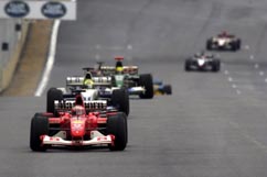 Barrichello in the lead